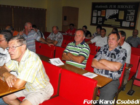 Seminár R a DZ fotoobjektívom